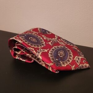 Gant 100% Silk Red And Blue Large Paisley Tie